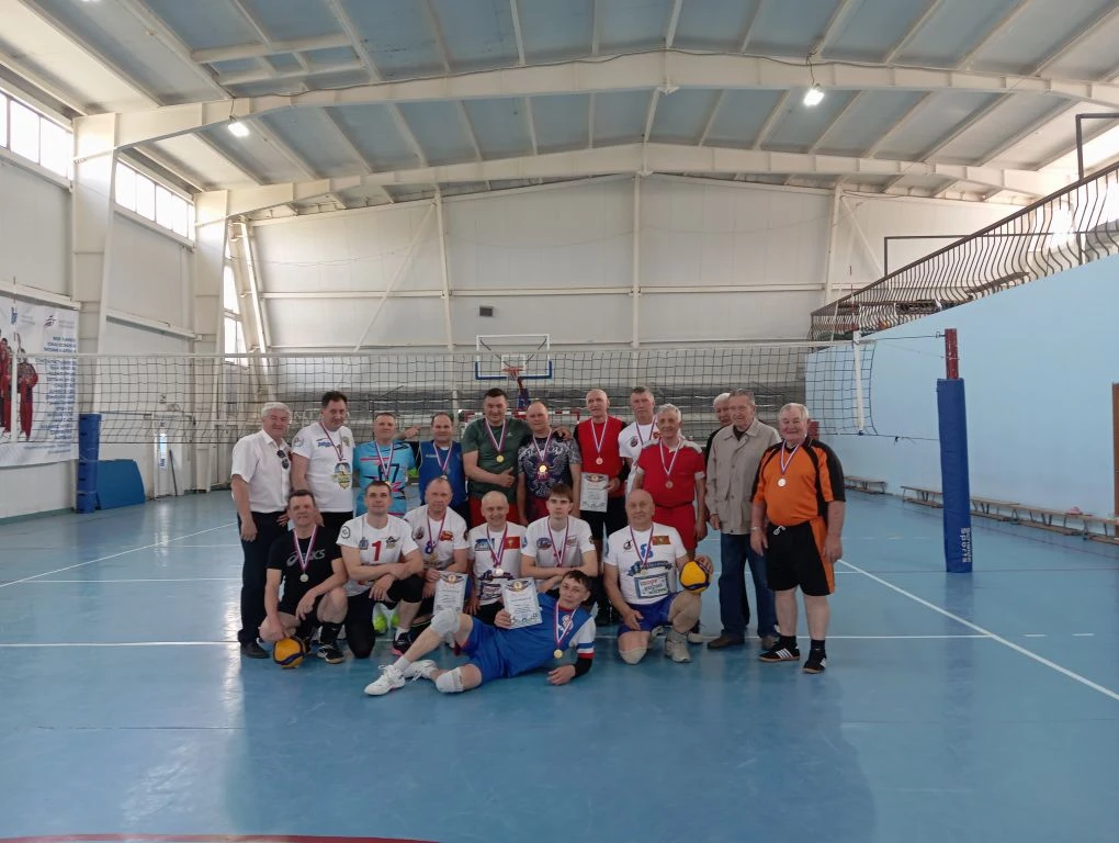 турнир по волейболу.
