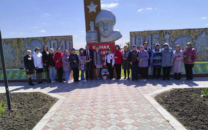 В Пугачевском районе прошли митинги и тематические программы, посвященные 78 годовщине со Дня Победы советских войск над фашистской Германией..