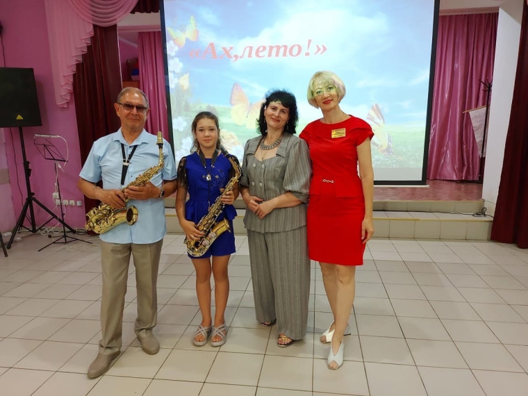 Все самое волшебное случается в промежуток между июнем и августом.